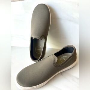 Men size 9 Vessi waterproof slip on